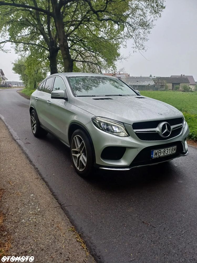 Mercedes-Benz GLE - 1