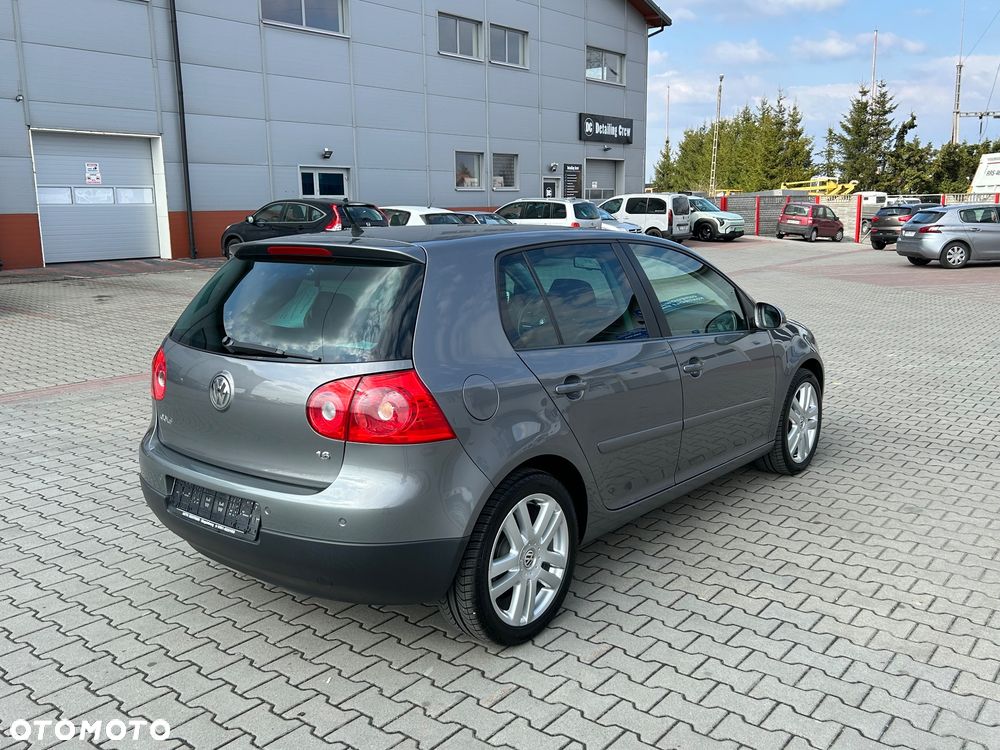 Volkswagen Golf 1.6 Tour Edition - 5