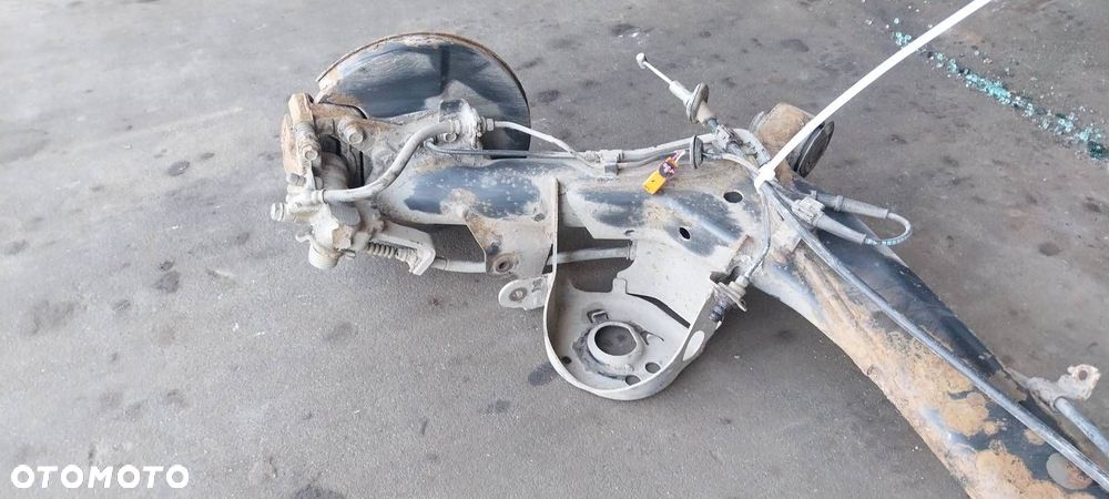 BELKA OŚ ZAWIESZENIA TYŁ TARCZE Z ABS HONDA JAZZ II LIFT - 3