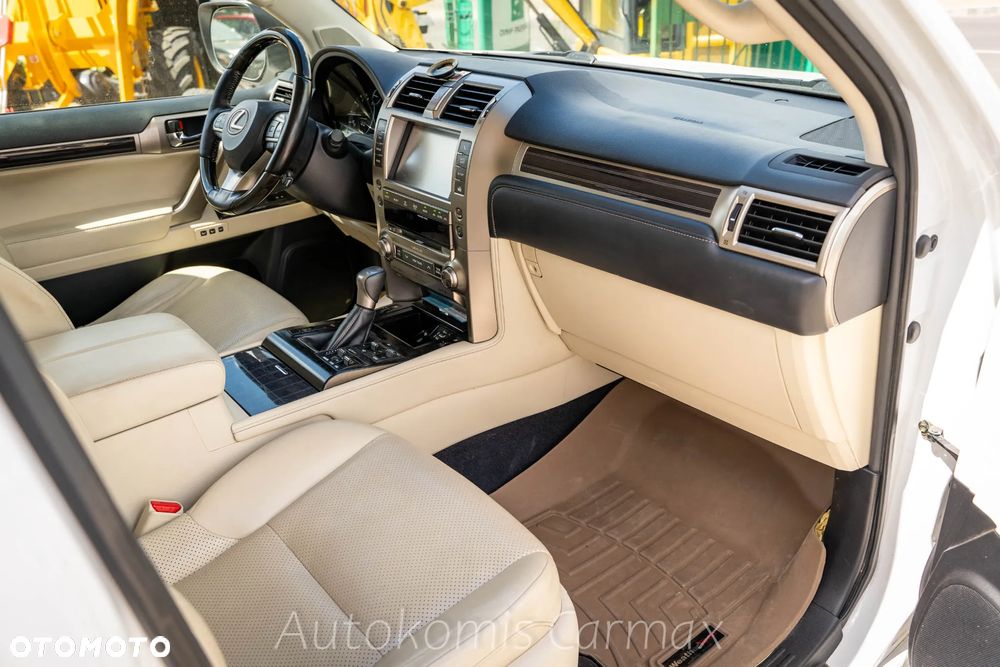 Lexus GX - 15