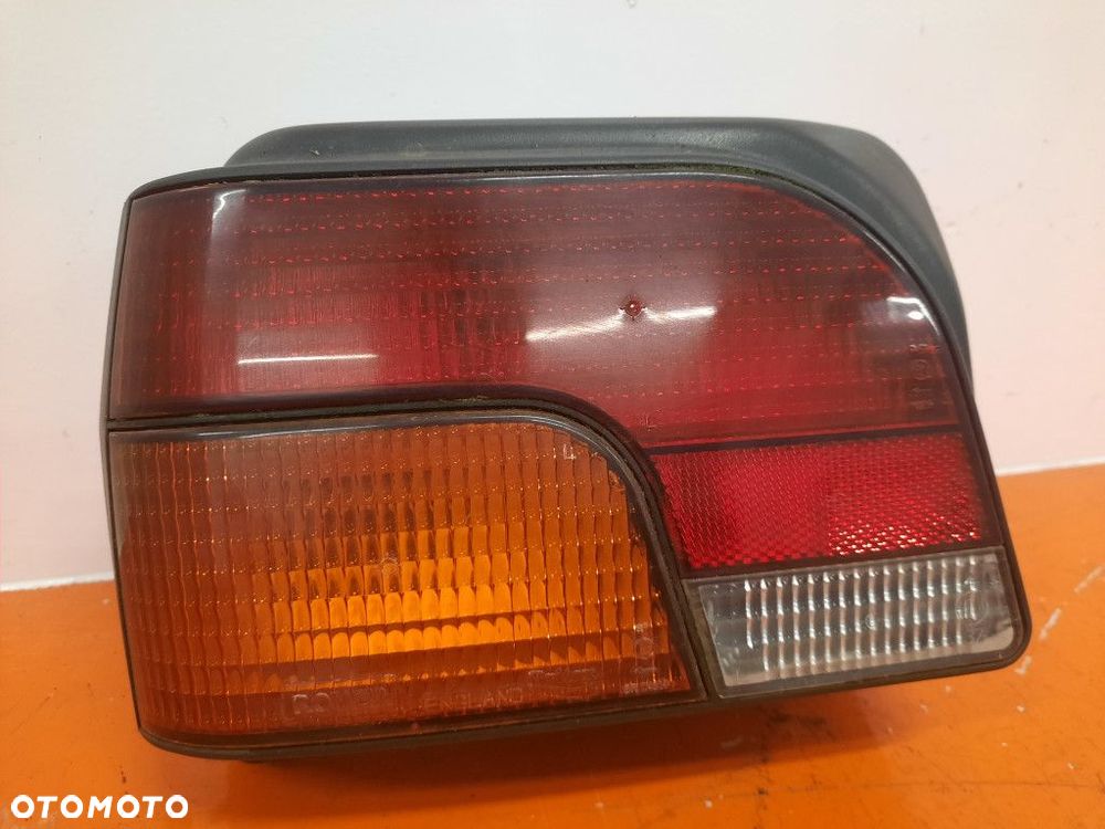 LIGIER AMBRA 99-06 LAMPA TYŁ LEWA ZEWNĘTRZNA - 1