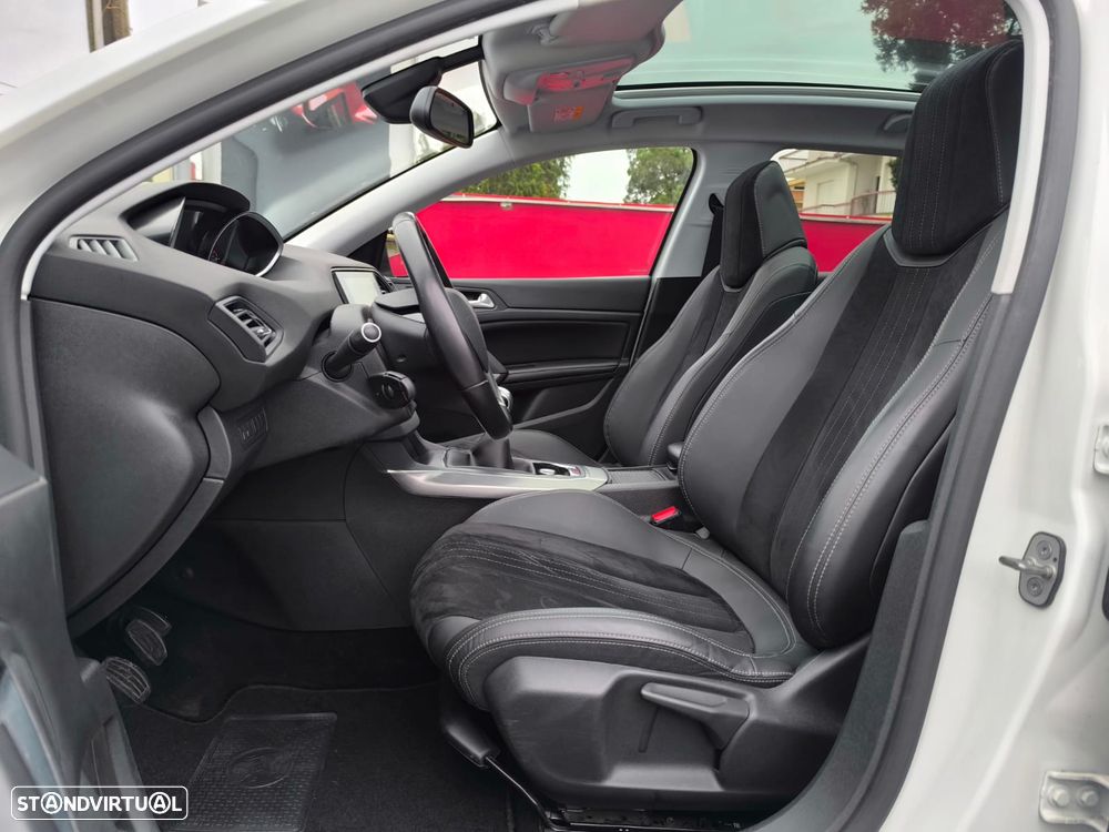 Peugeot 308 PureTech 130 GPF Stop & Start Allure - 22