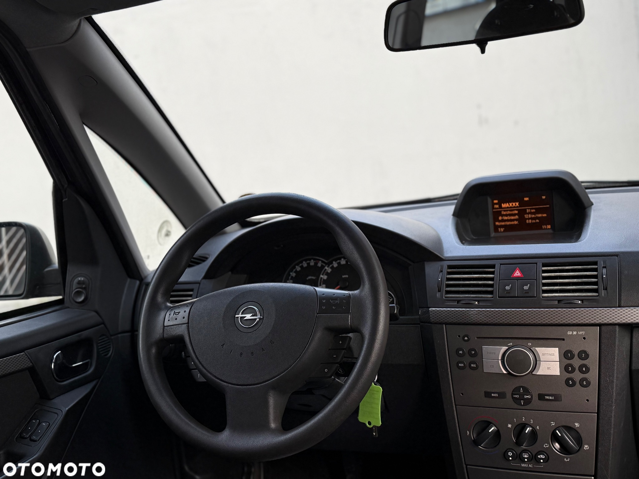Opel Meriva 1.6 16V Cosmo - 9