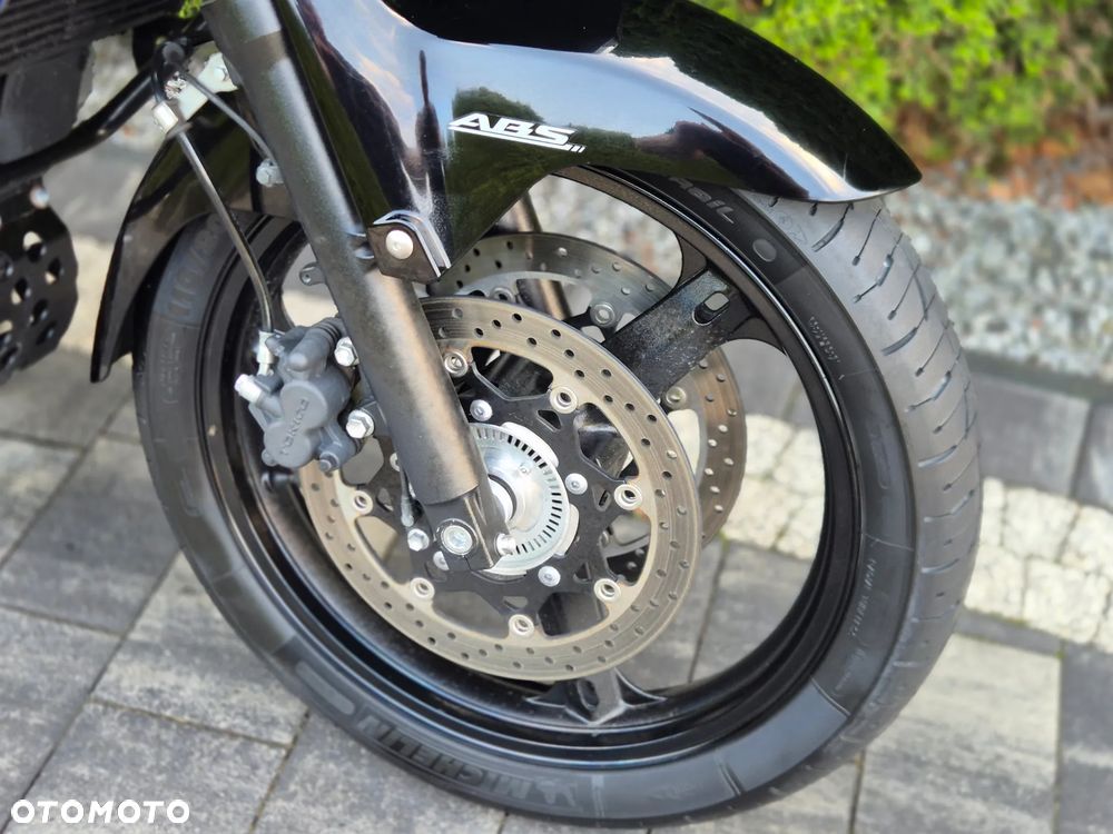 Honda NC - 25