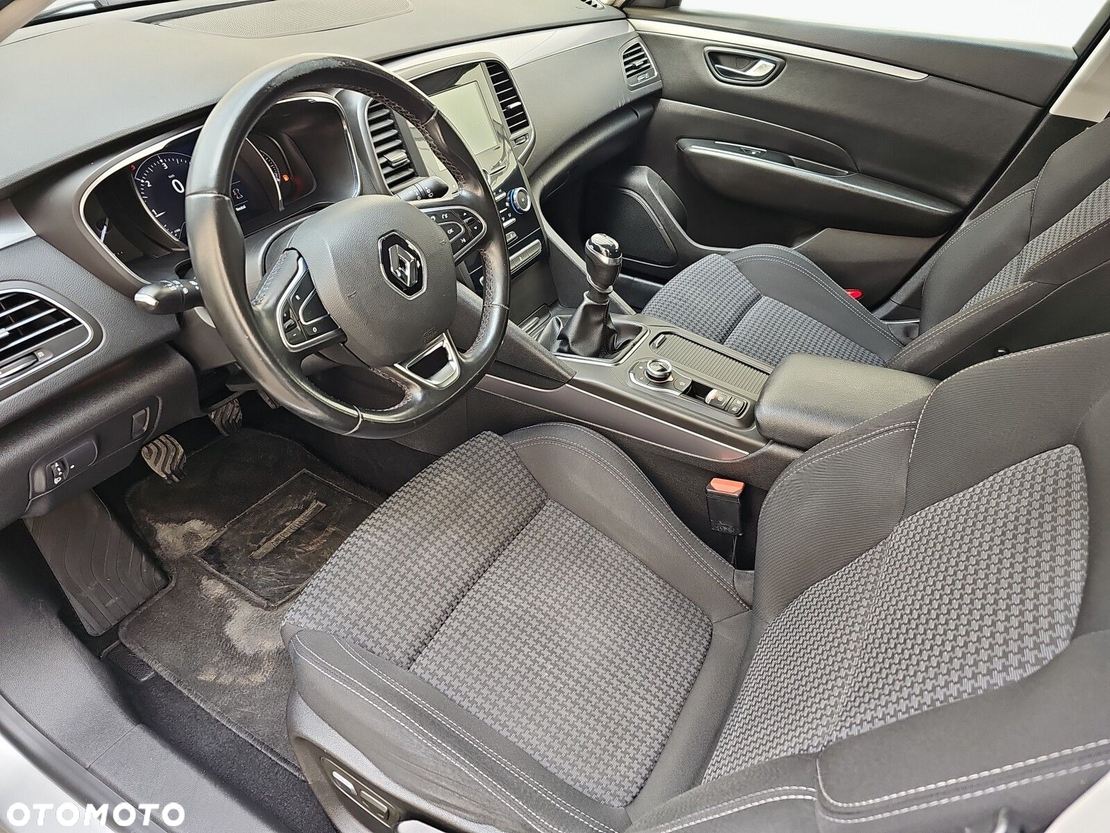 Renault Talisman - 11