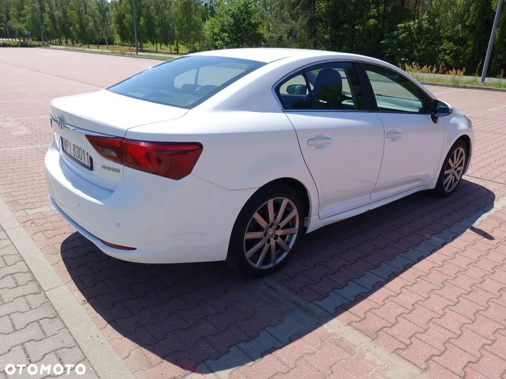 Toyota Avensis 1.8 Active - 4