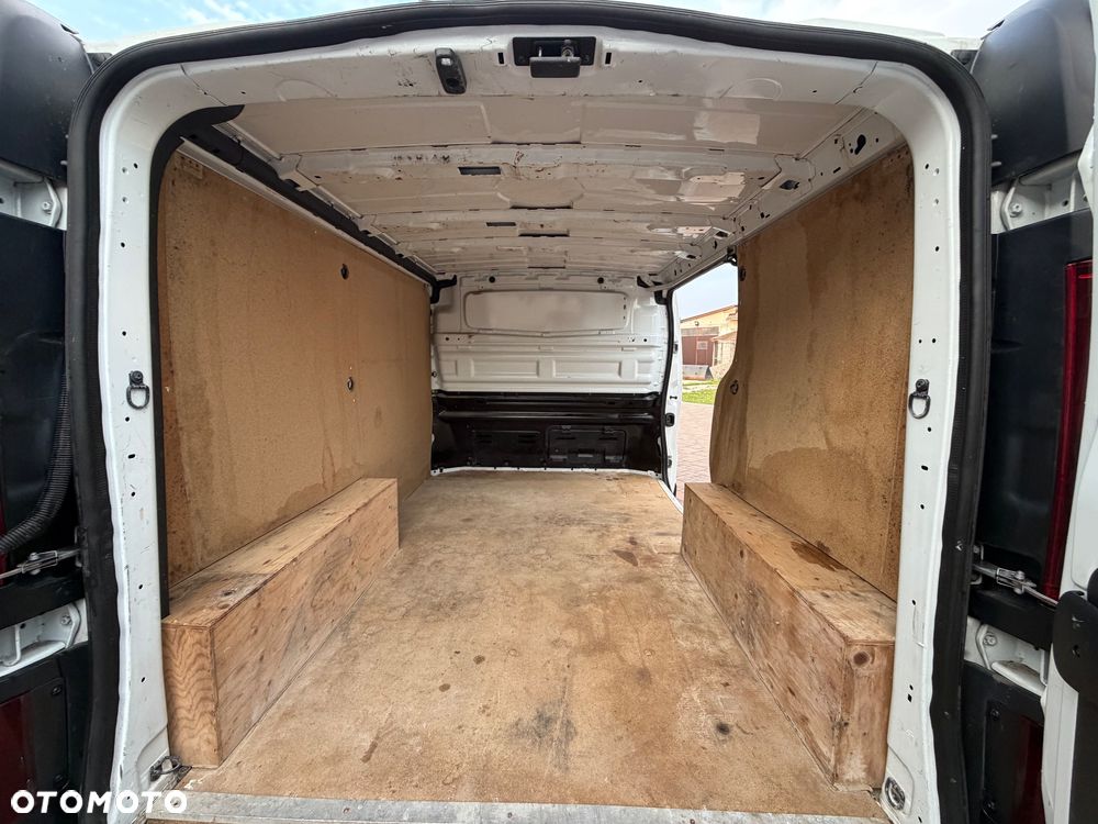 Renault Trafic - 19