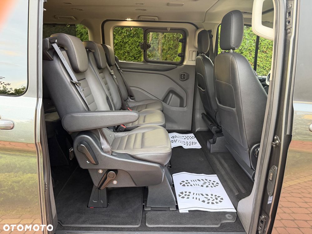 Ford Tourneo Custom 2.0 EcoBlue L1 Titanium - 19