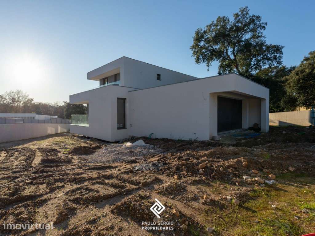 Moradia de luxo T4+1 em Vila Nova Gaia - Terreno 3435,50m2 - Grande imagem: 5/22