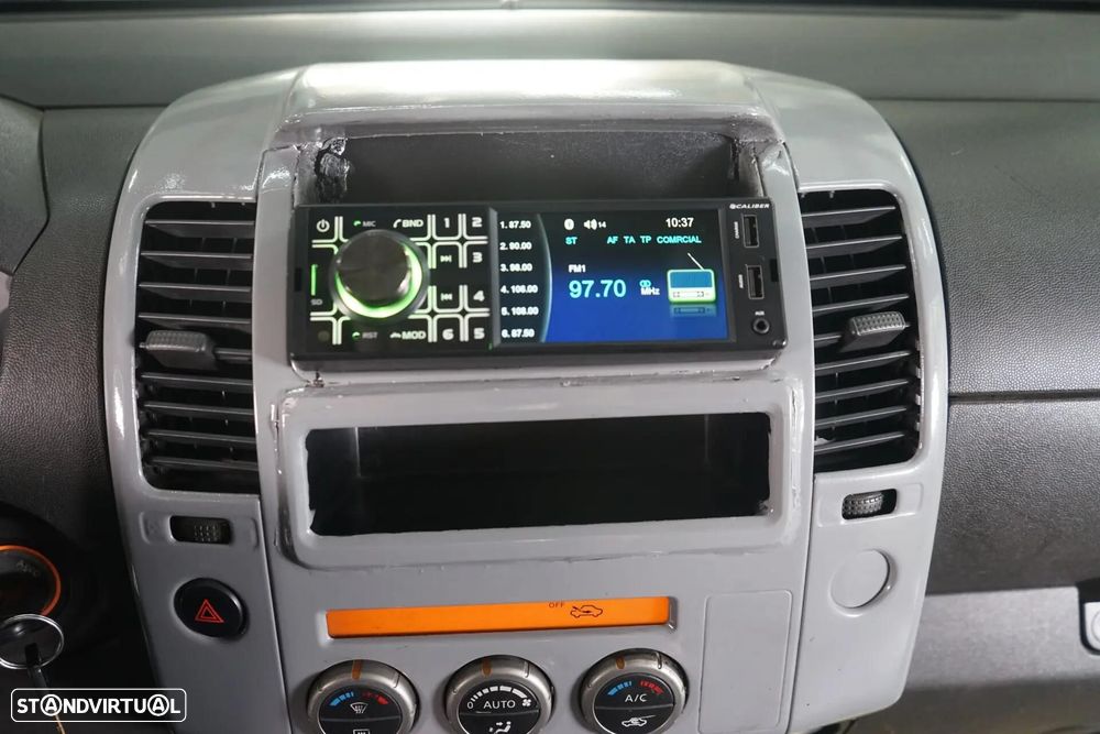 Nissan Navara 2.5 dCi CD SE C-Channel - 32