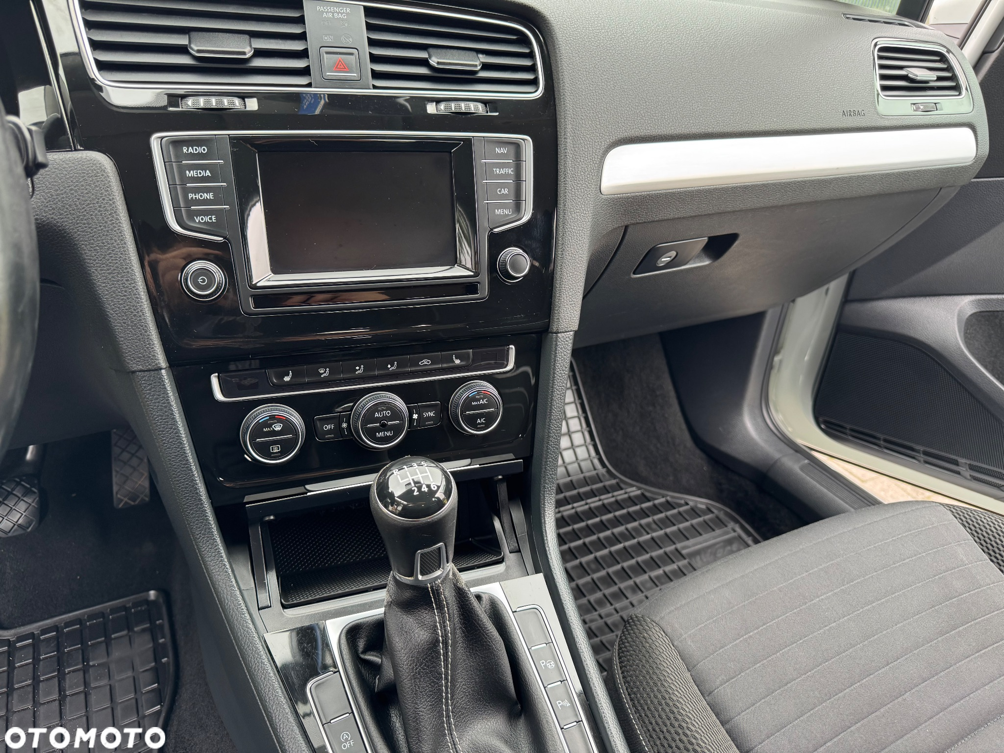 Volkswagen Golf 2.0 BlueTDI Cup - 20