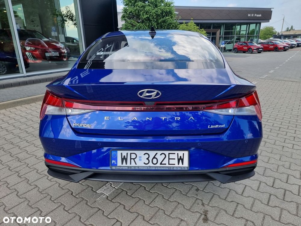 Hyundai Elantra 1.6 Modern - 15
