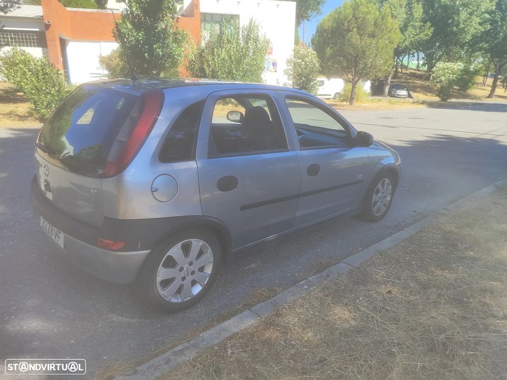 Opel Corsa 1.2 16V N-Joy - 11