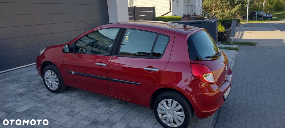 Renault Clio 1.2 16V Alize - 4