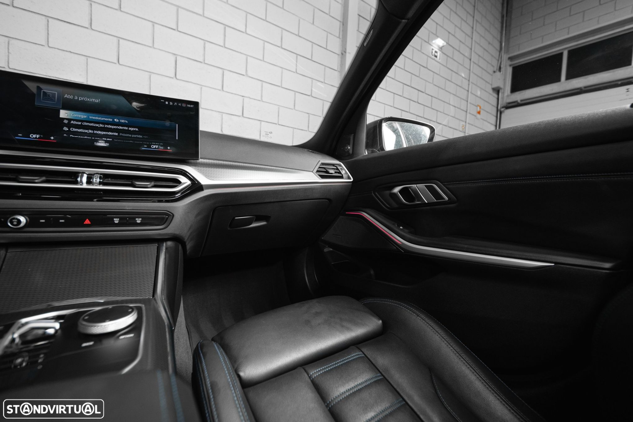 BMW 330 e Touring Pack M Auto - 39