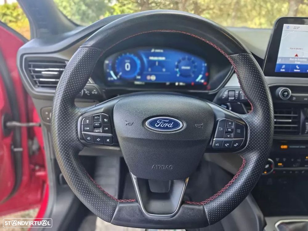 Ford Focus 1.0 EcoBoost MHEV ST-Line - 28