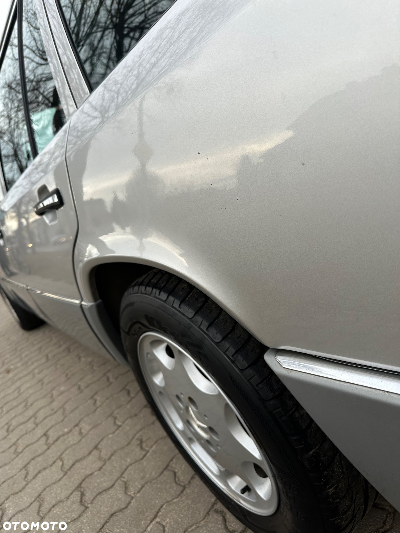Mercedes-Benz W124 (1984-1993) - 12