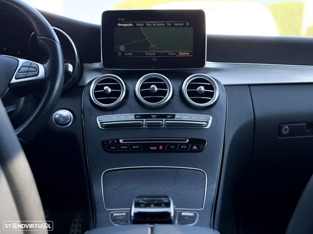 Mercedes-Benz C 350 e - 26