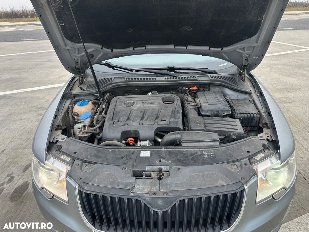 Skoda Superb 2.0 TDI 4x4 DSG Exclusive - 16