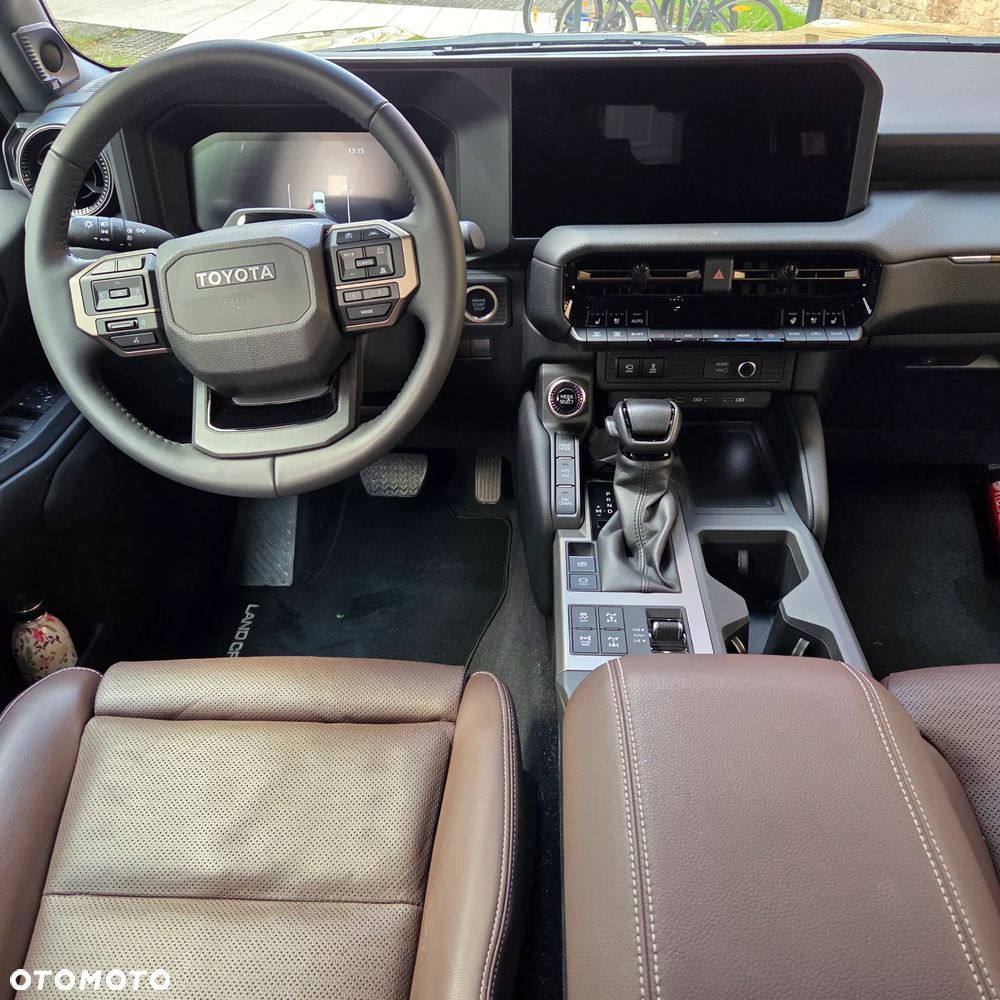 Toyota Land Cruiser LC 2.8 D-4D Executive - 3
