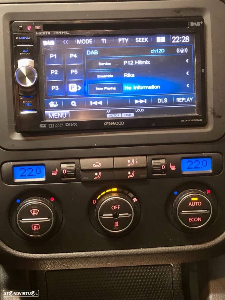 VW Golf R32 4Motion DSG - 9