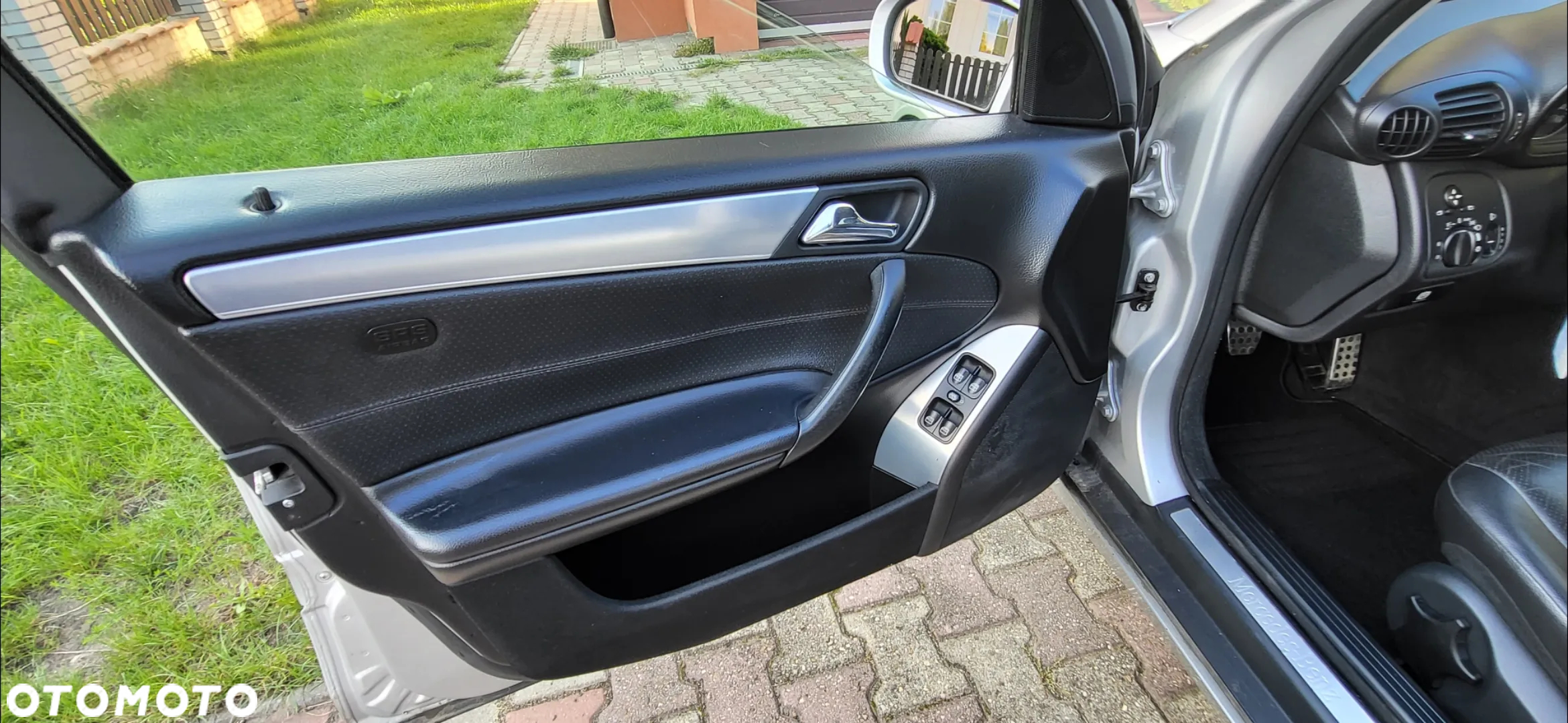 Mercedes-Benz Klasa C 200 T Kompressor Avantgarde Sport Edition - 22