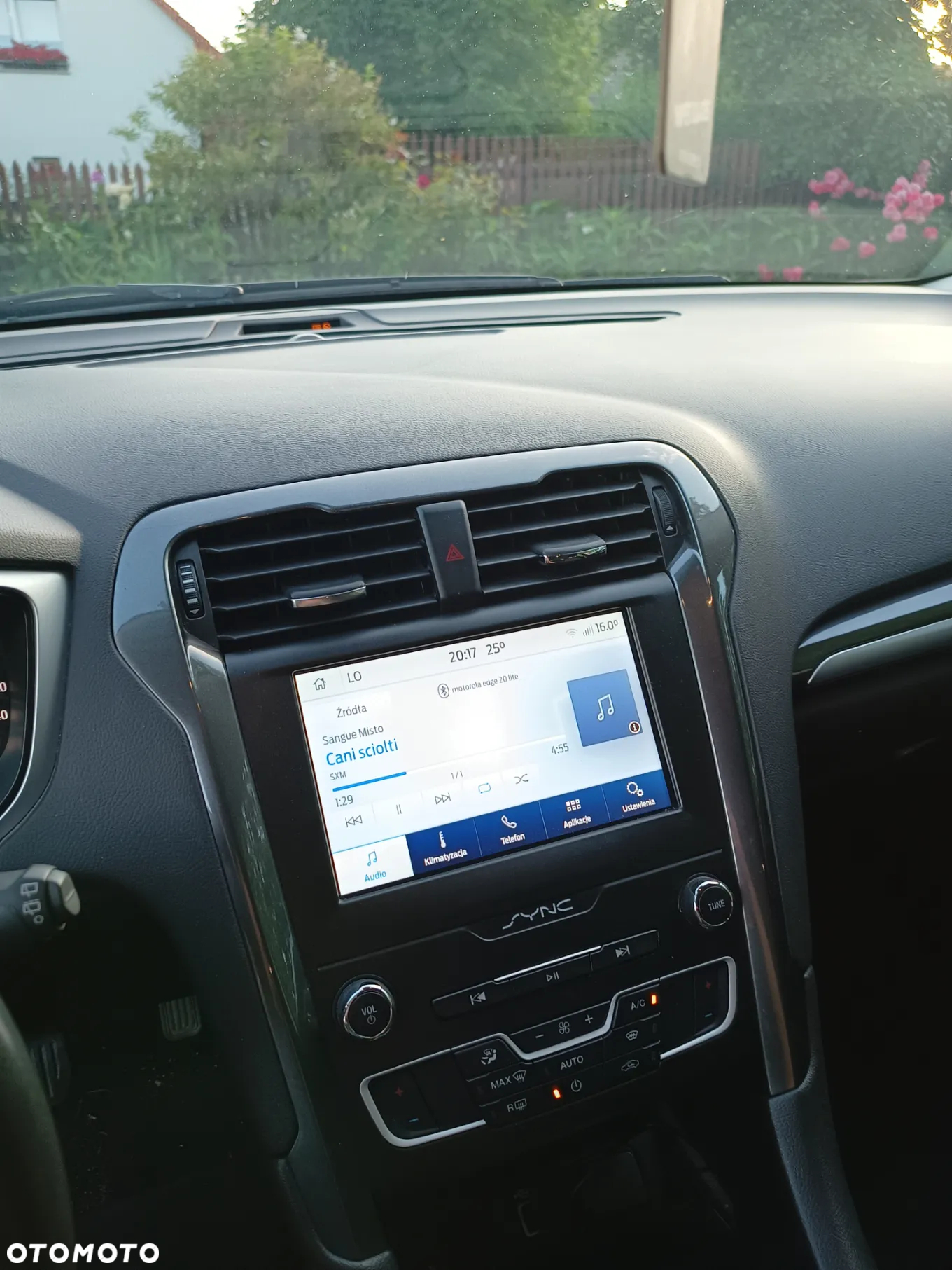Ford Mondeo 1.5 EcoBoost Trend - 14