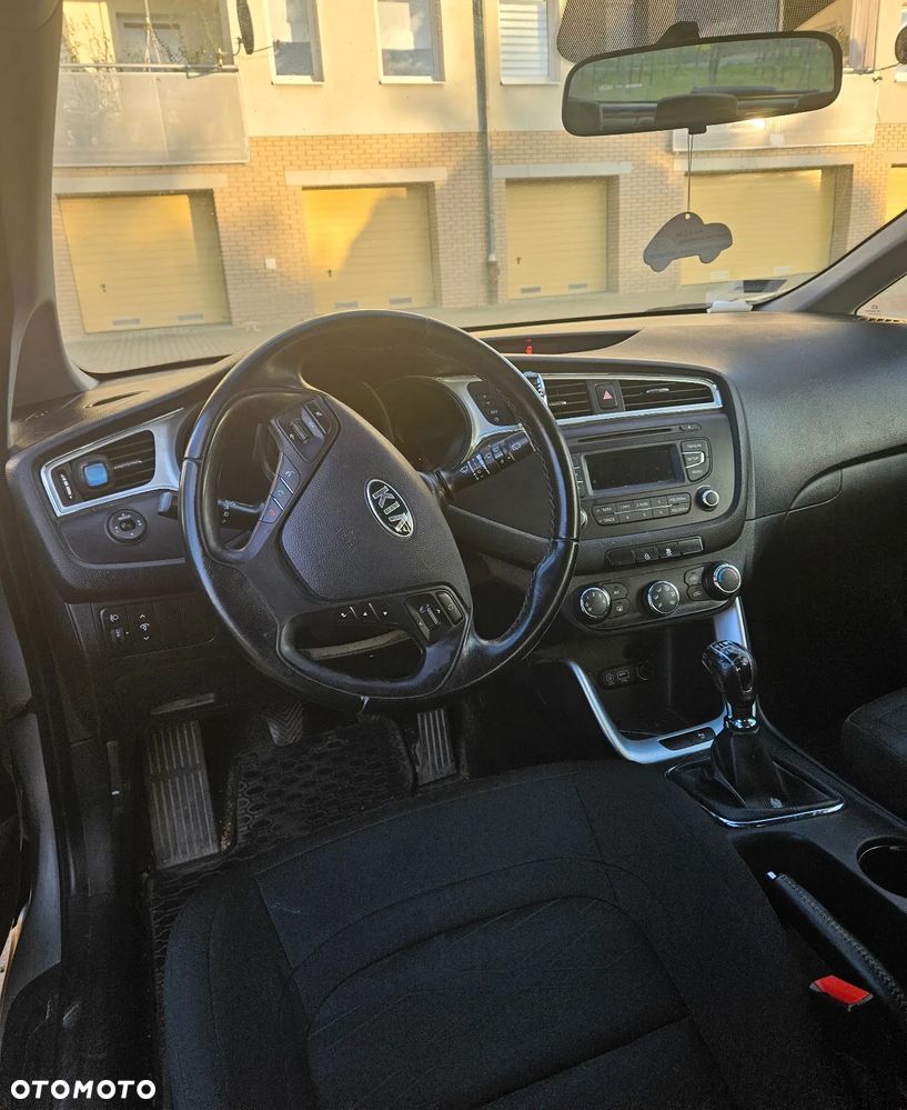 Kia Ceed Cee'd 1.4 CRDi M - 8