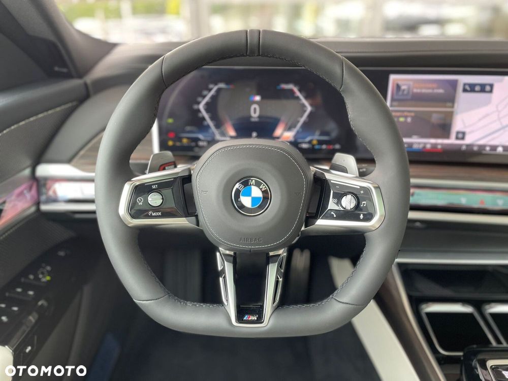 BMW Seria 7 - 20