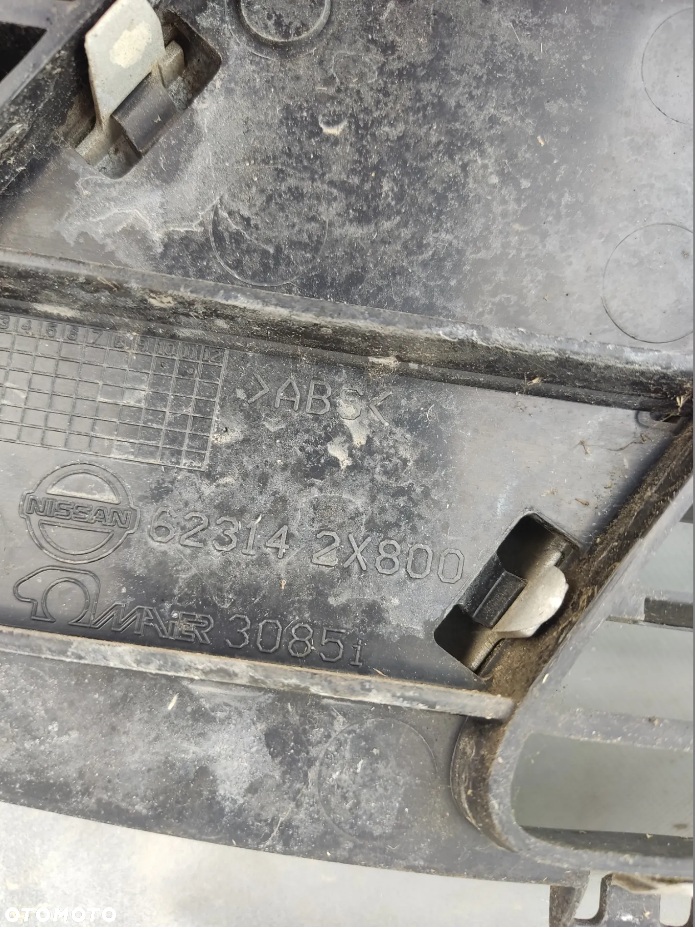 NISSAN TERRANO II LIFT GRILL ATRAPA 623142X800 - 4