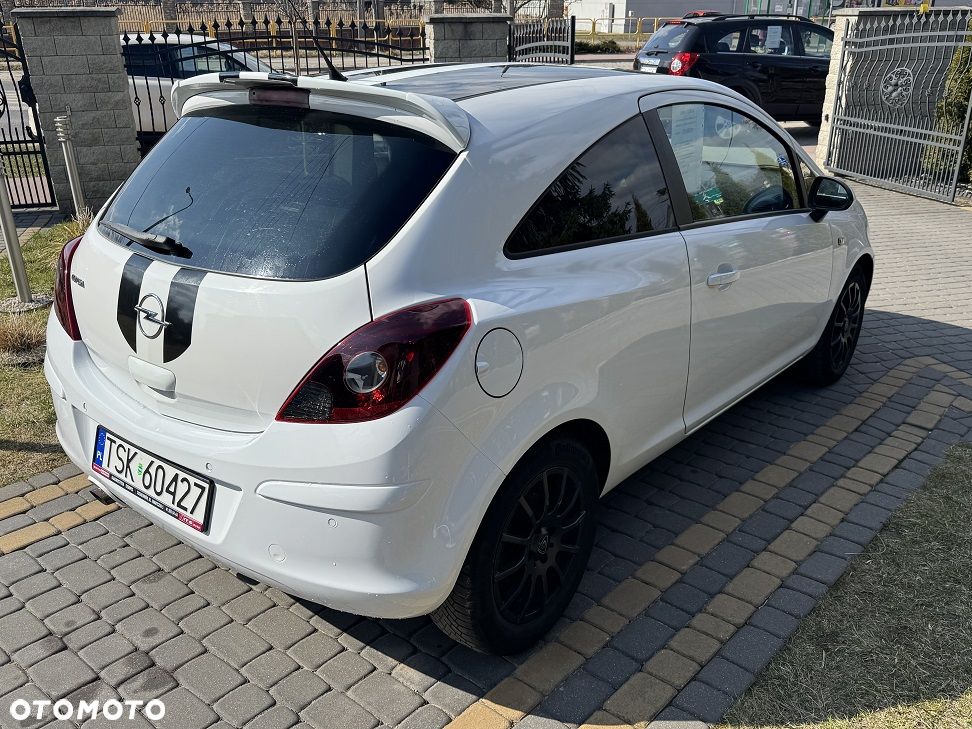 Opel Corsa 1.4 16V Color Edition - 8