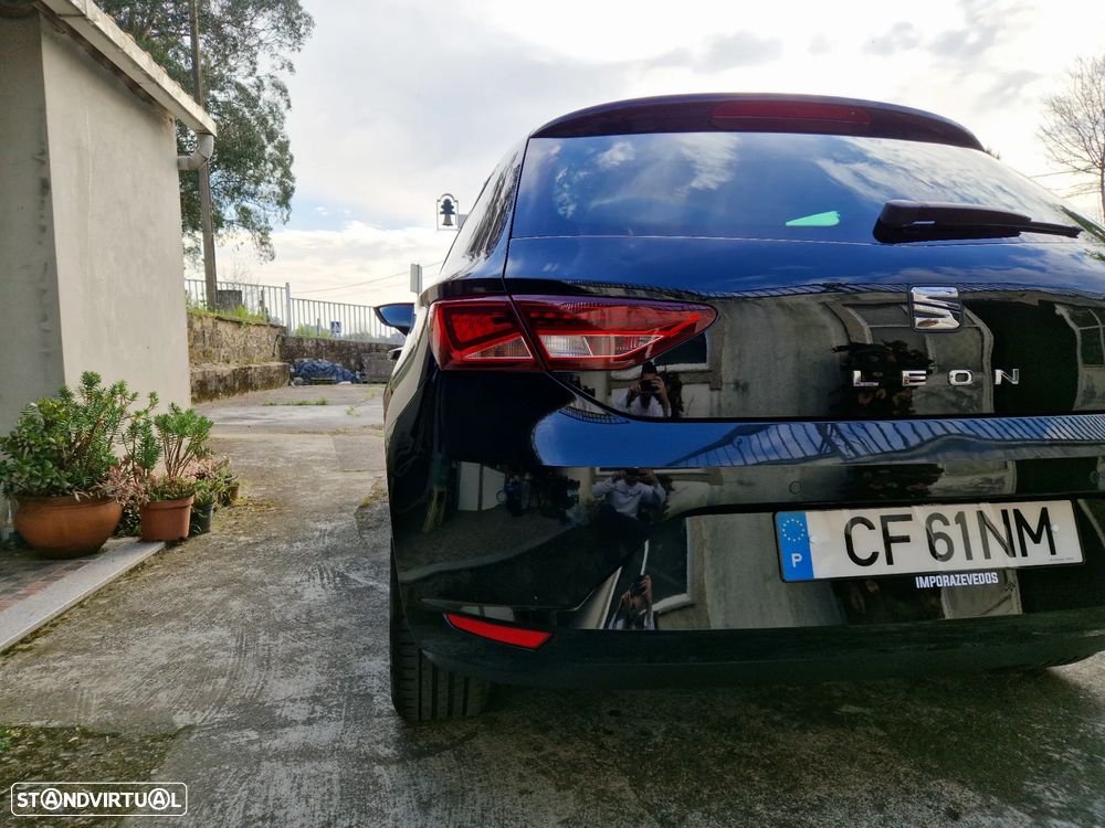 SEAT Leon ST 2.0 TDI DPF Style - 6