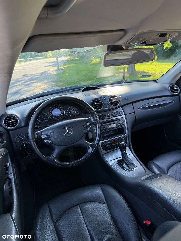 Mercedes-Benz CLK - 31