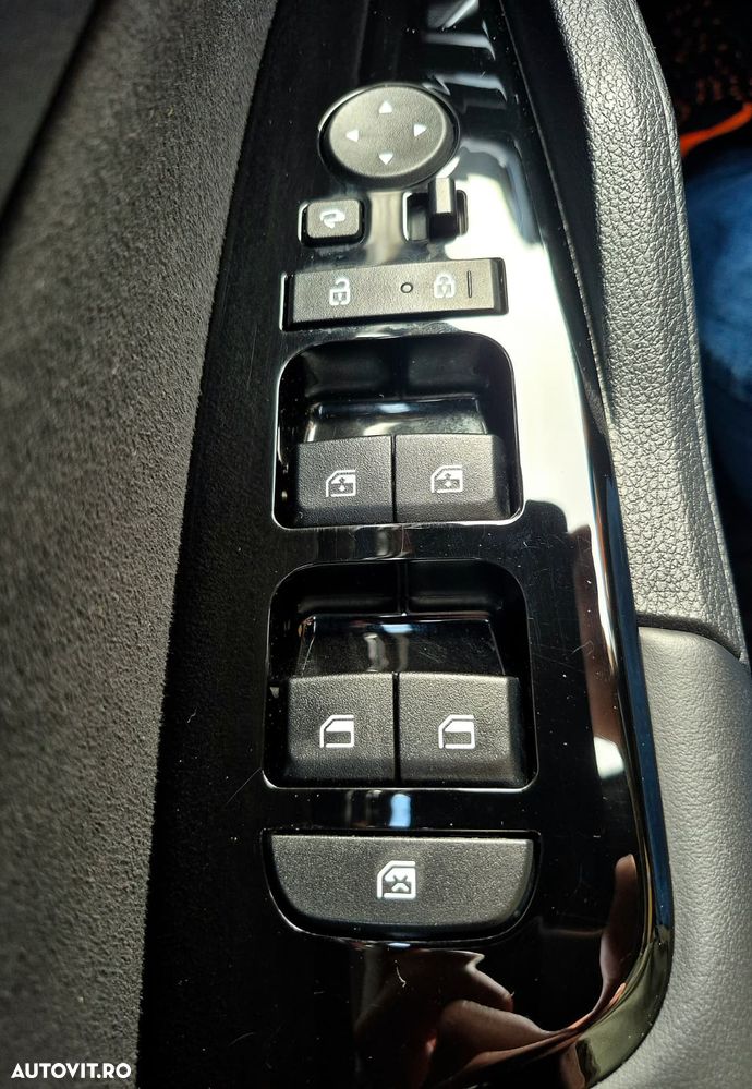 Kia Sportage 1.6T-GDI Hybrid 2WD Aut. GT-Line - 18