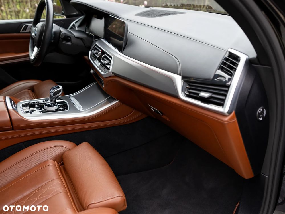 BMW X5 xDrive30d mHEV - 24