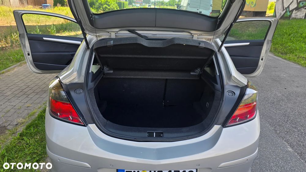 Opel Astra 1.6 Catch me - 22