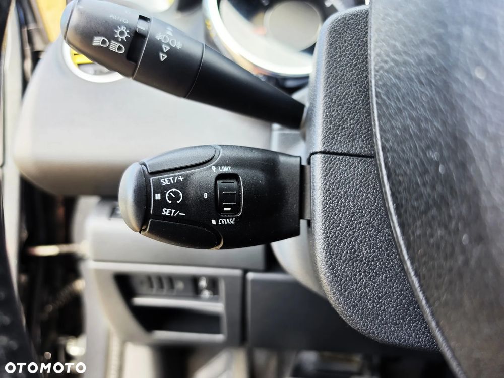 Peugeot 3008 1.6 HDi Active - 22