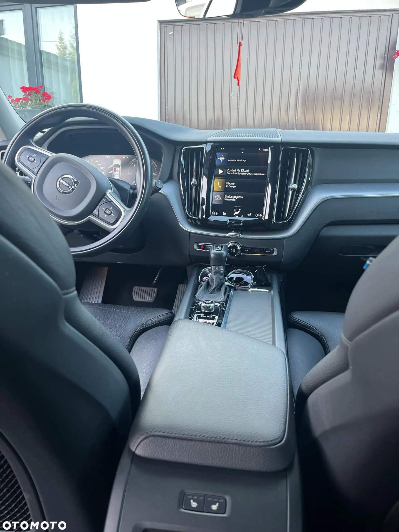 Volvo XC 60 D4 Momentum - 9