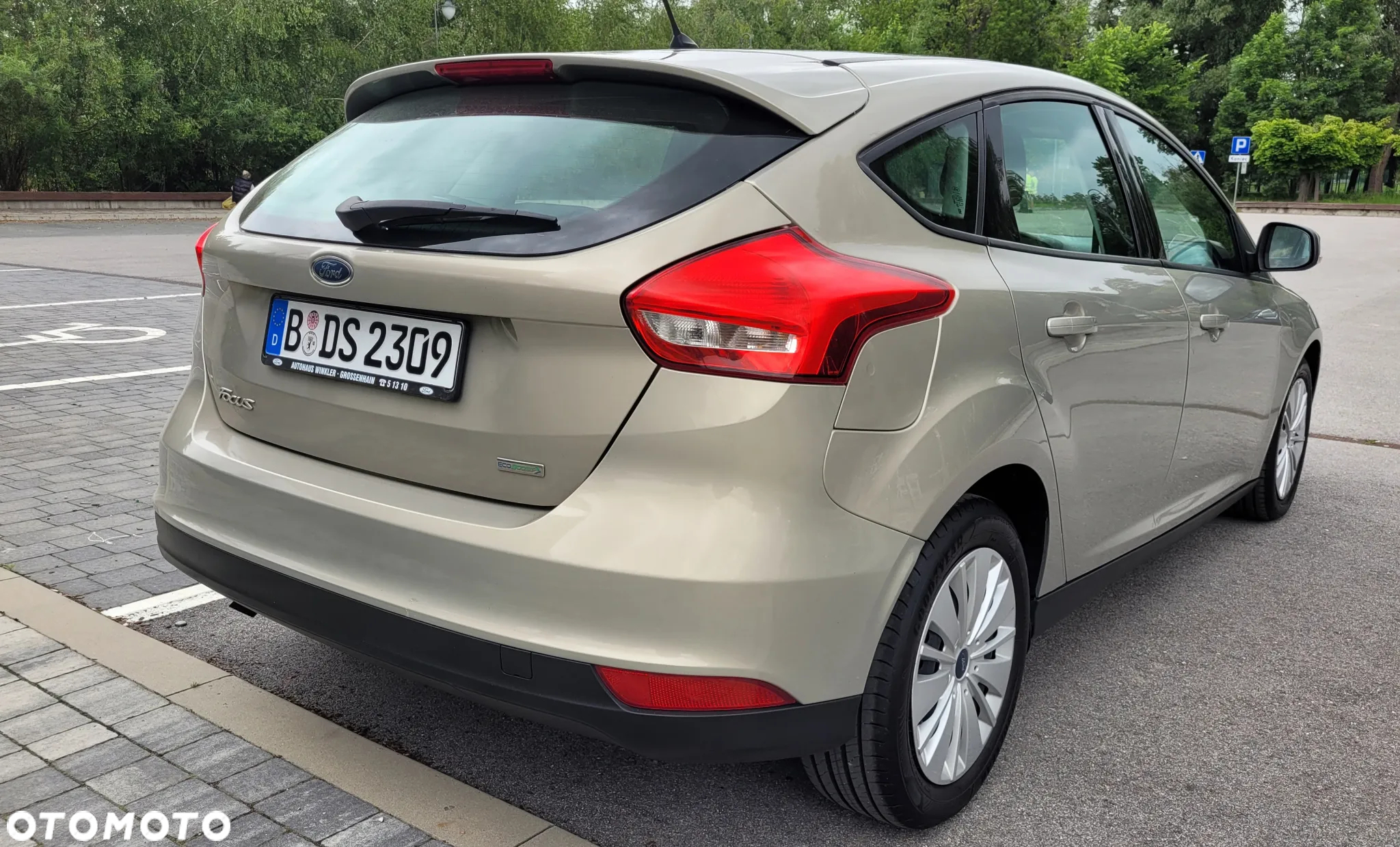 Ford Focus 1.0 EcoBoost Trend Edition - 6