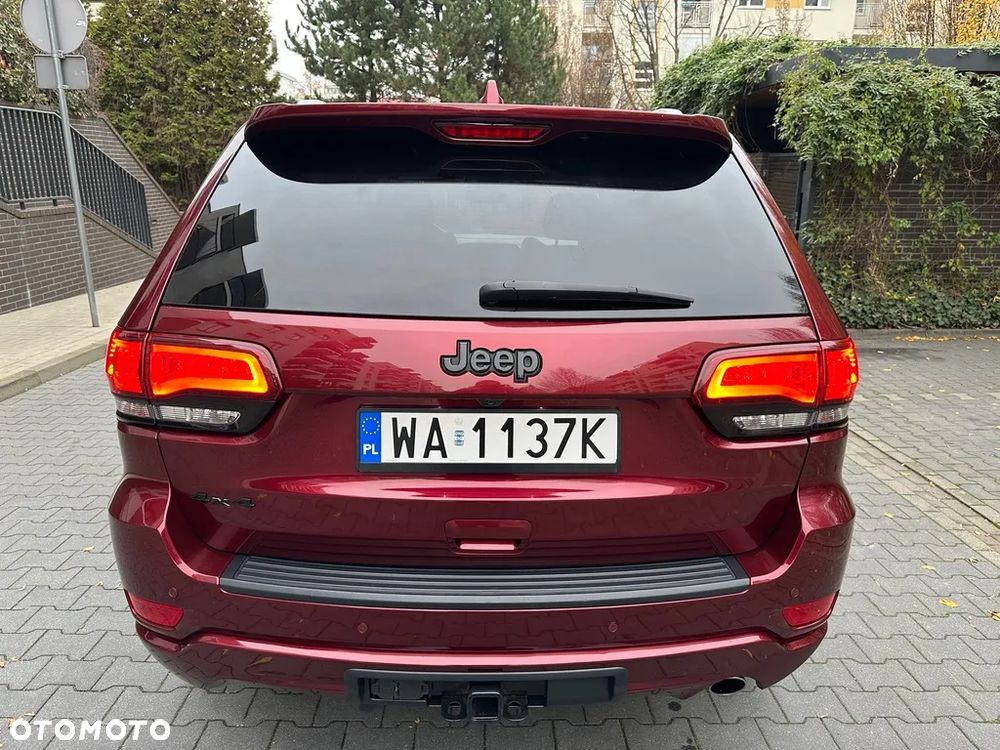 Jeep Grand Cherokee - 19