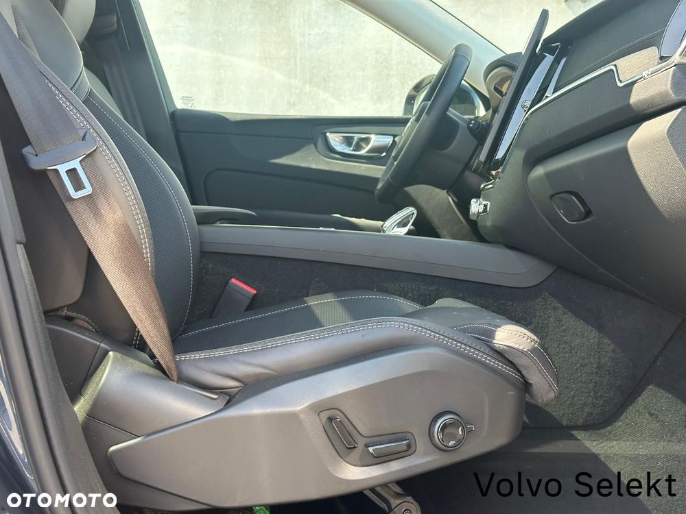 Volvo XC 60 - 38