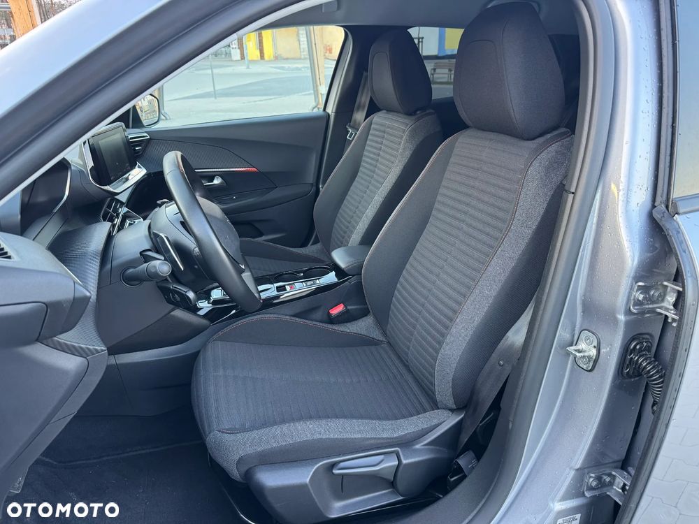 Peugeot 2008 PureTech 130 EAT8 Active - 8