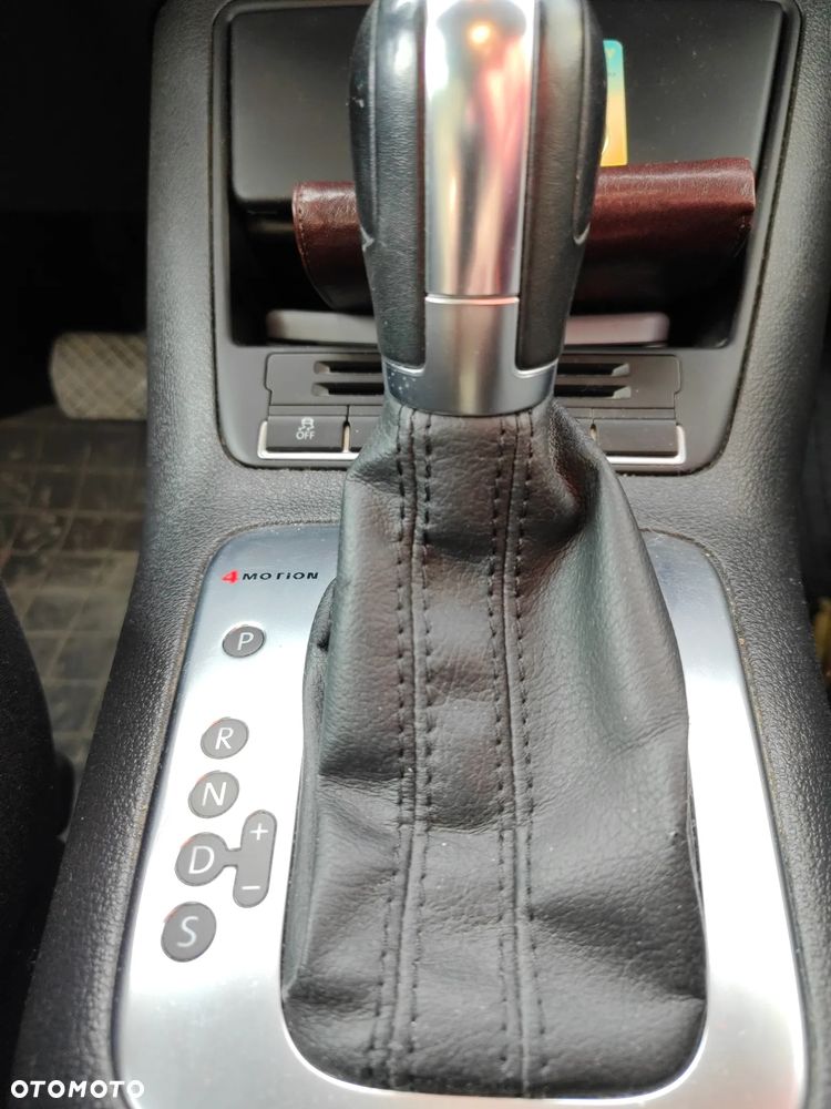 Volkswagen Tiguan 2.0 TDI 4Mot Track DSG - 10