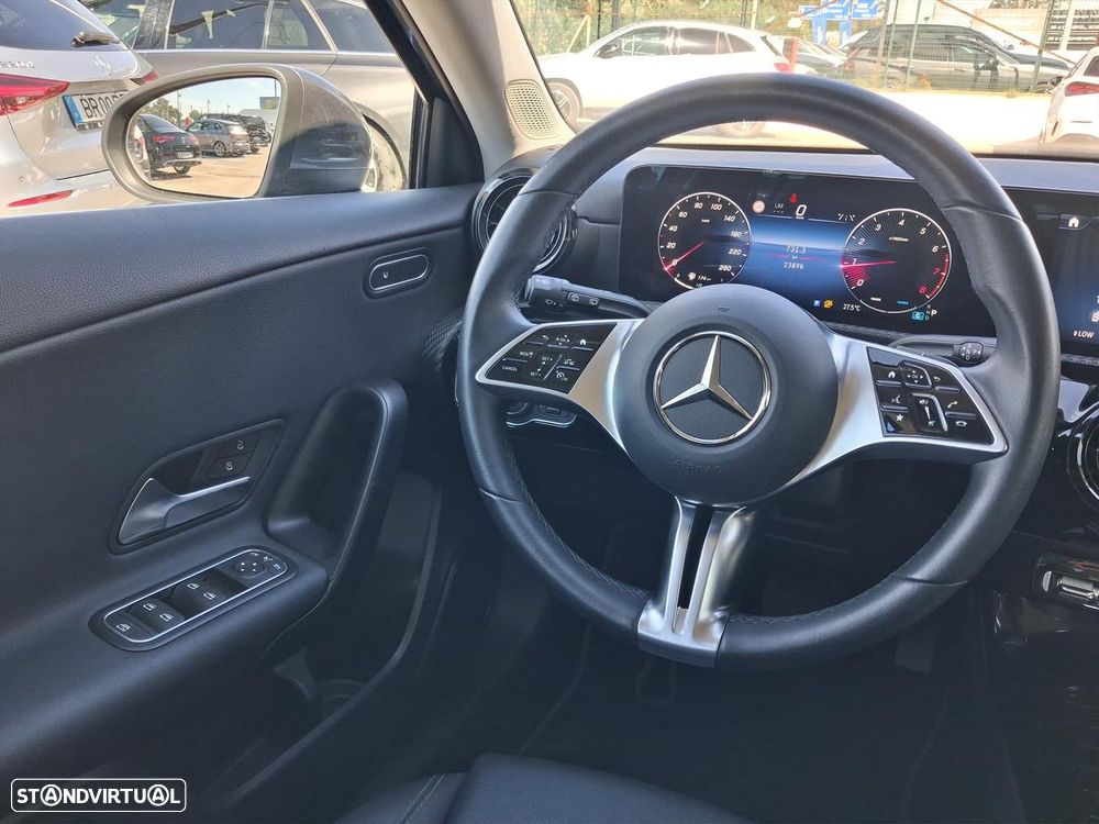 Mercedes-Benz A 200 Standard - 14