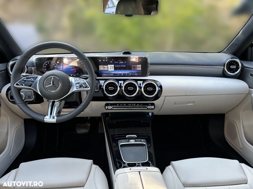 Mercedes-Benz A 180 MHEV 7G-DCT - 11