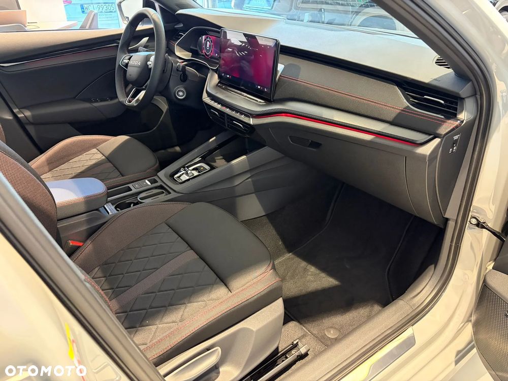 Skoda Octavia 2.0 TSI RS DSG - 23