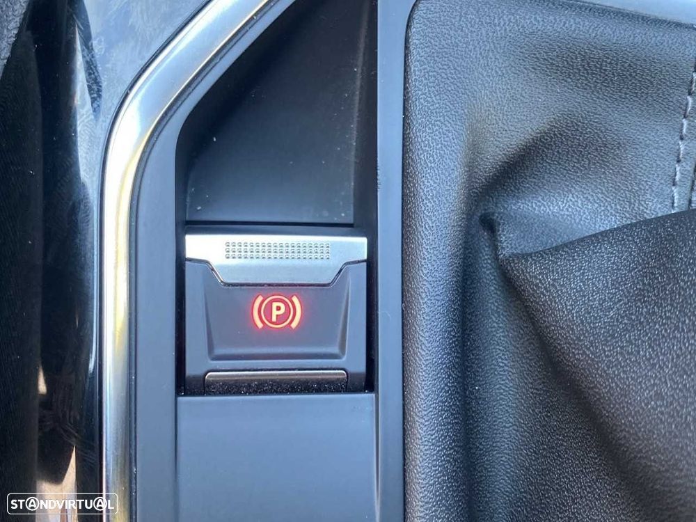 Peugeot 3008 1.2 PureTech Active Pack - 18