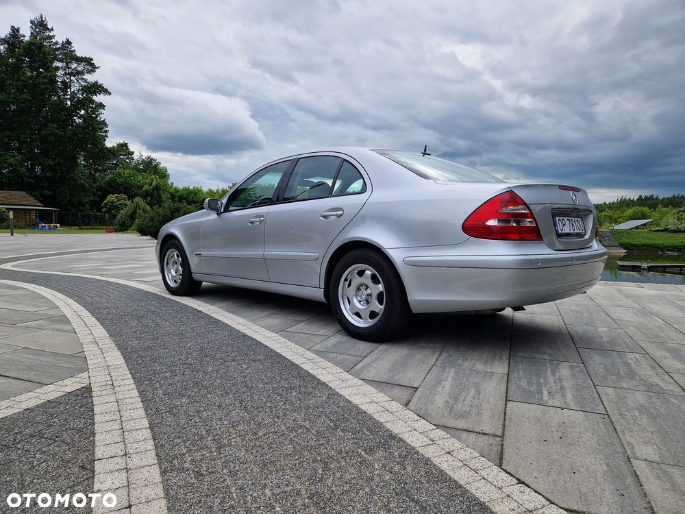 Mercedes-Benz Klasa E - 39