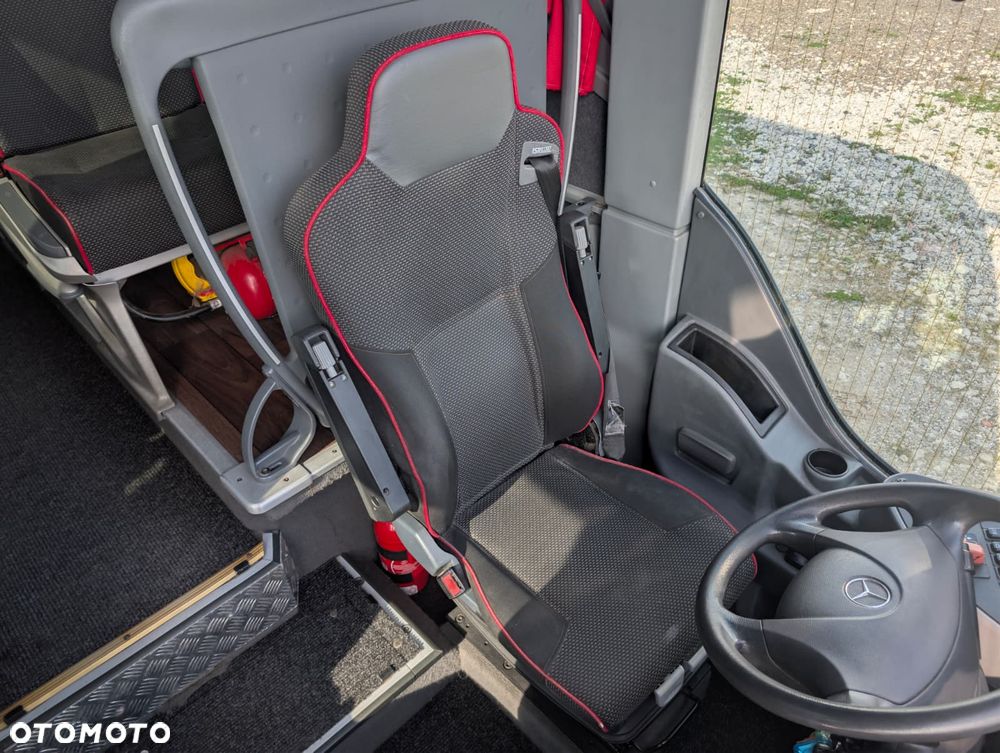 Mercedes-Benz Tourismo - 25