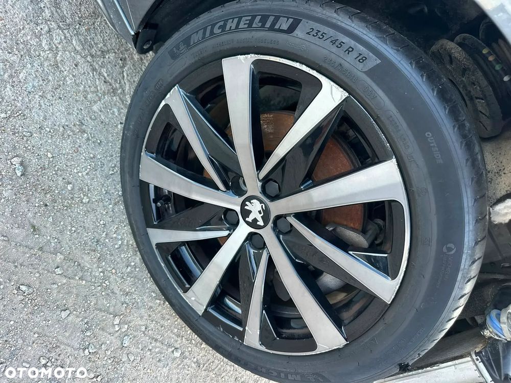 Peugeot 508 225 e-EAT8 GT - 32